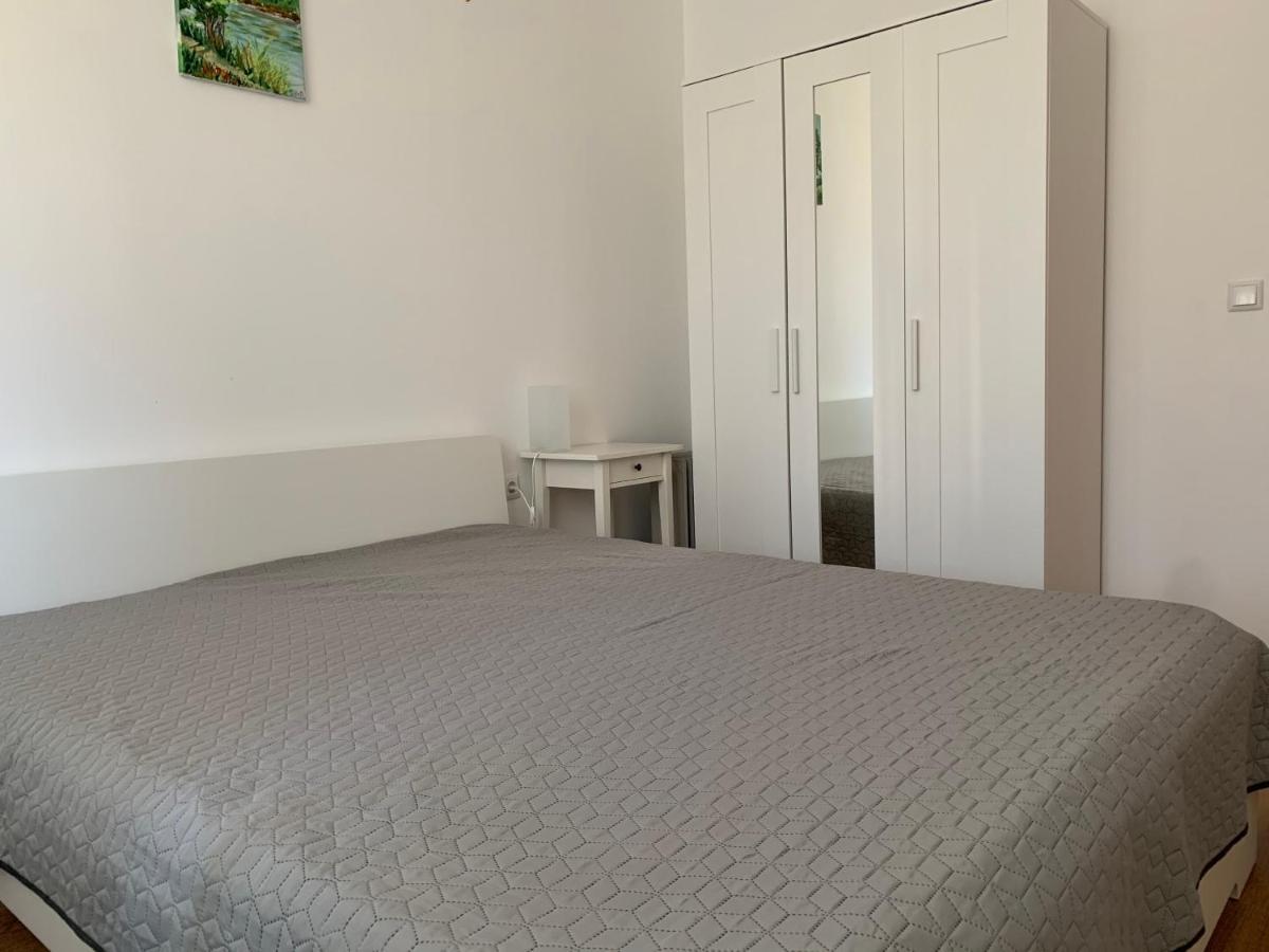 Byala Friendy Sea Apartaments Екстер'єр фото