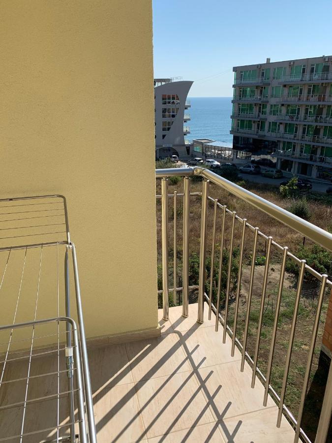 Byala Friendy Sea Apartaments Екстер'єр фото