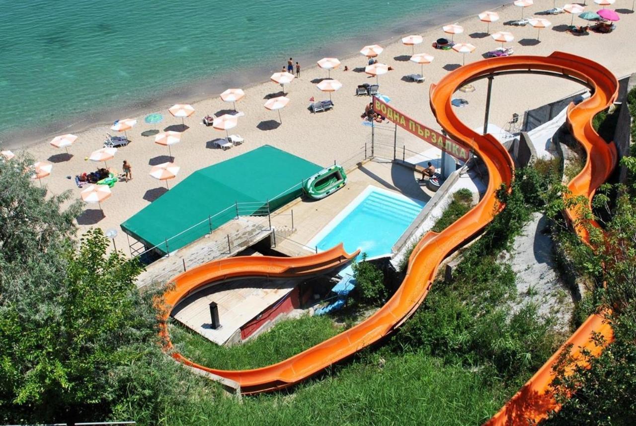 Byala Friendy Sea Apartaments Екстер'єр фото